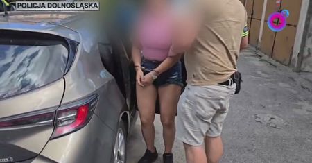 Seniorki straciły 290 tys. zł. Policja zatrzymała "odbieraka"