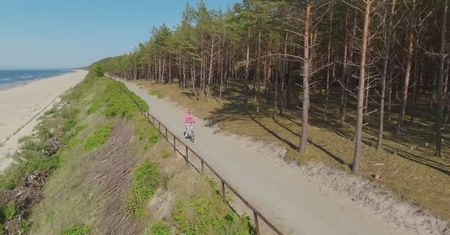 10 miejscowości nad morzem na weekend: Hel, Łeba, Świnoujście i inne