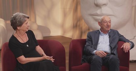 Chcieli tylko dowieźć opakowania na kremy. Złapali ich w "maluchu"