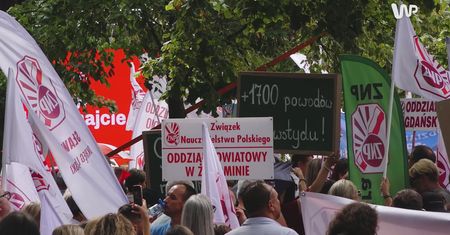 Nauczyciele mają dość. Mówią, jak zachowują się rodzice uczniów