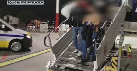 Myślał, że na Wyspach uniknie kary. Policja publikuje nagranie