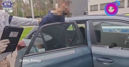 19-latek potrącił pieszą i uciekł. Wpadł przez rozbite auto. A to nie koniec