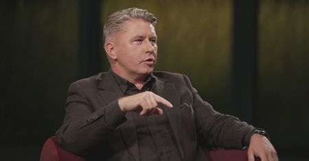 Matczak mocno o migracji. "Nie musimy mieć różańca dookoła naszych granic"