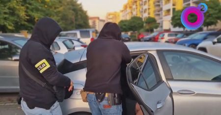 Seniorka oddała 118 tys. zł. 21-latek wpadł po 3 tygodniach. Jest nagranie