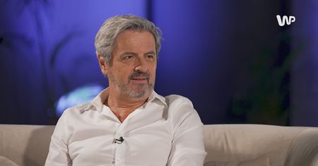 Mało kto o tym wie. Piotr Polk jest ojczymem posłanki KO
