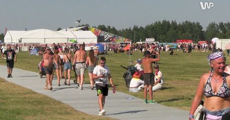 Nagranie z Pol'and'Rock Festival. "Jest zabawa i lecimy dalej"