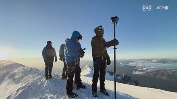 Mont Blanc prawie dwa metry wyższy. "Nieustannie się przemieszcza"