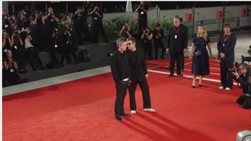 Bracia Gallagher razem w Wenecji. Pokazali film o powrocie Oasis