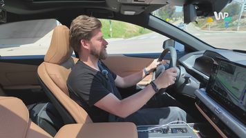 Hybrydowy Lexus ES: pierwsza jazda nowym sedanem z Japonii