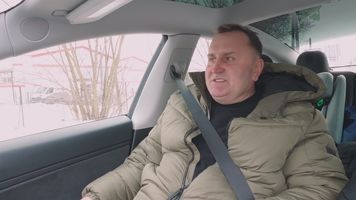 Kupno używanego auta krok po kroku. Ekspert pokazuje, jak negocjować cenę