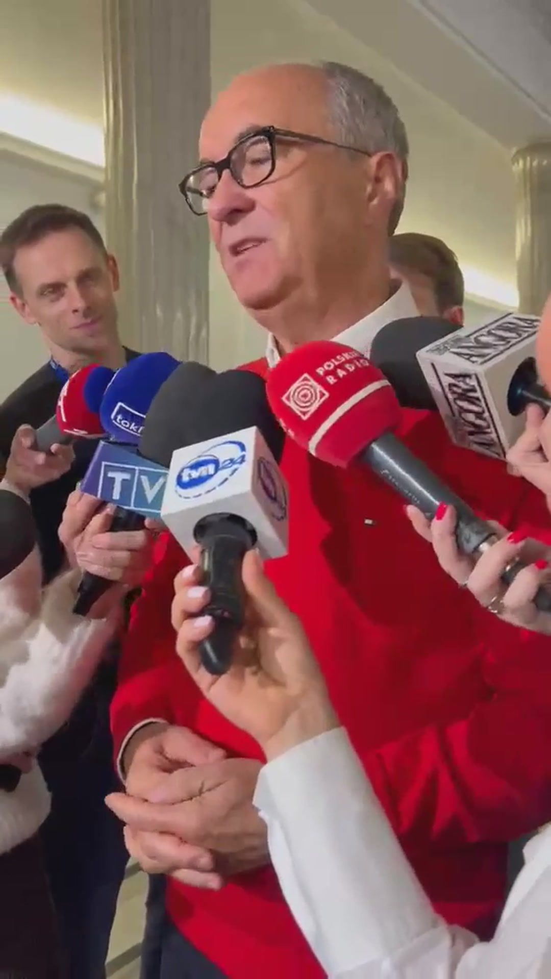 wiadomości,aktualności,WP Wiadomości Afera wokół posła Konfederacji. Czarzasty: Mam dwa przesłania do posła Berkowicza