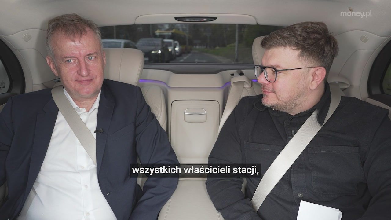 Tanie paliwo od Skolima. Policzył, czy to się opłaca