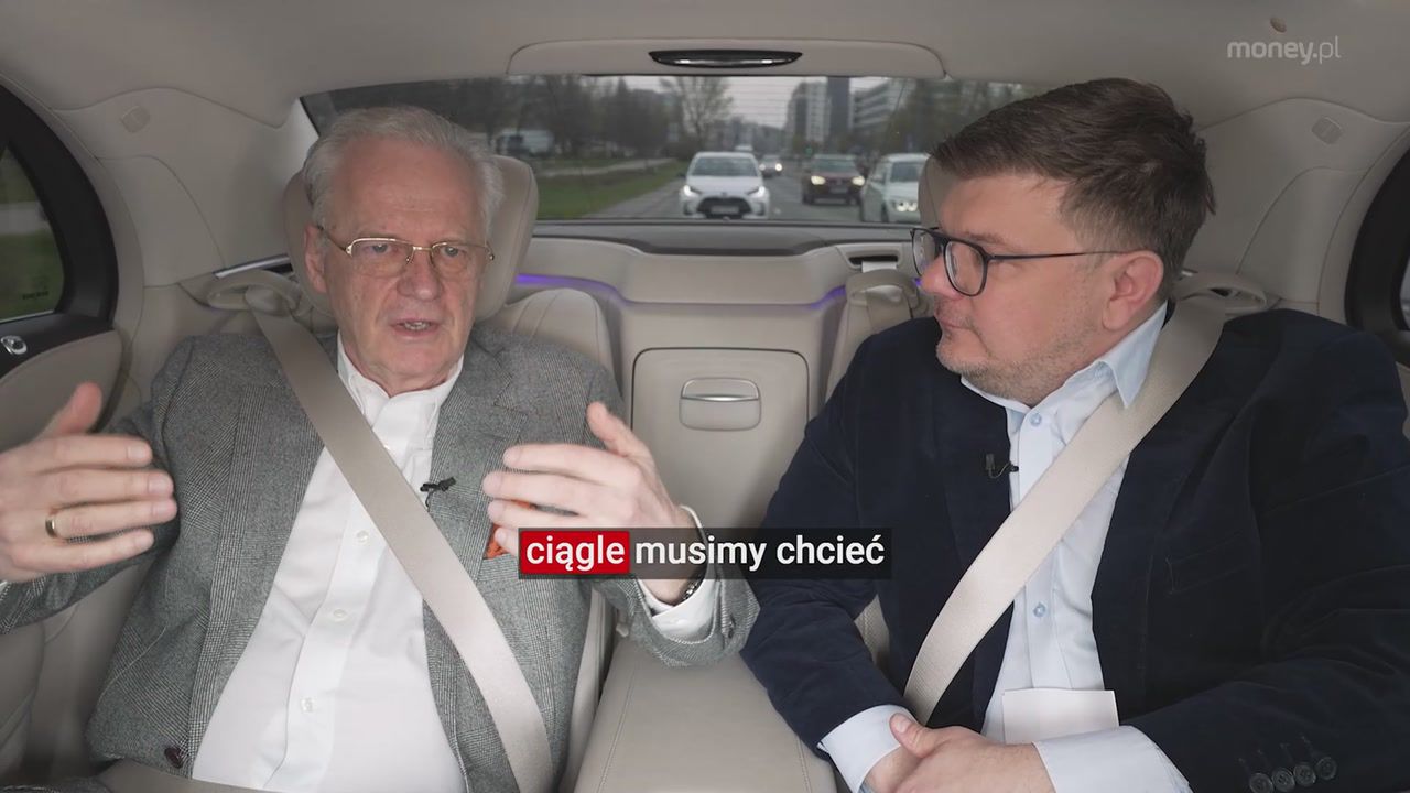 Sam zarobił miliardy. Mówi, jak wynagradza pracowników