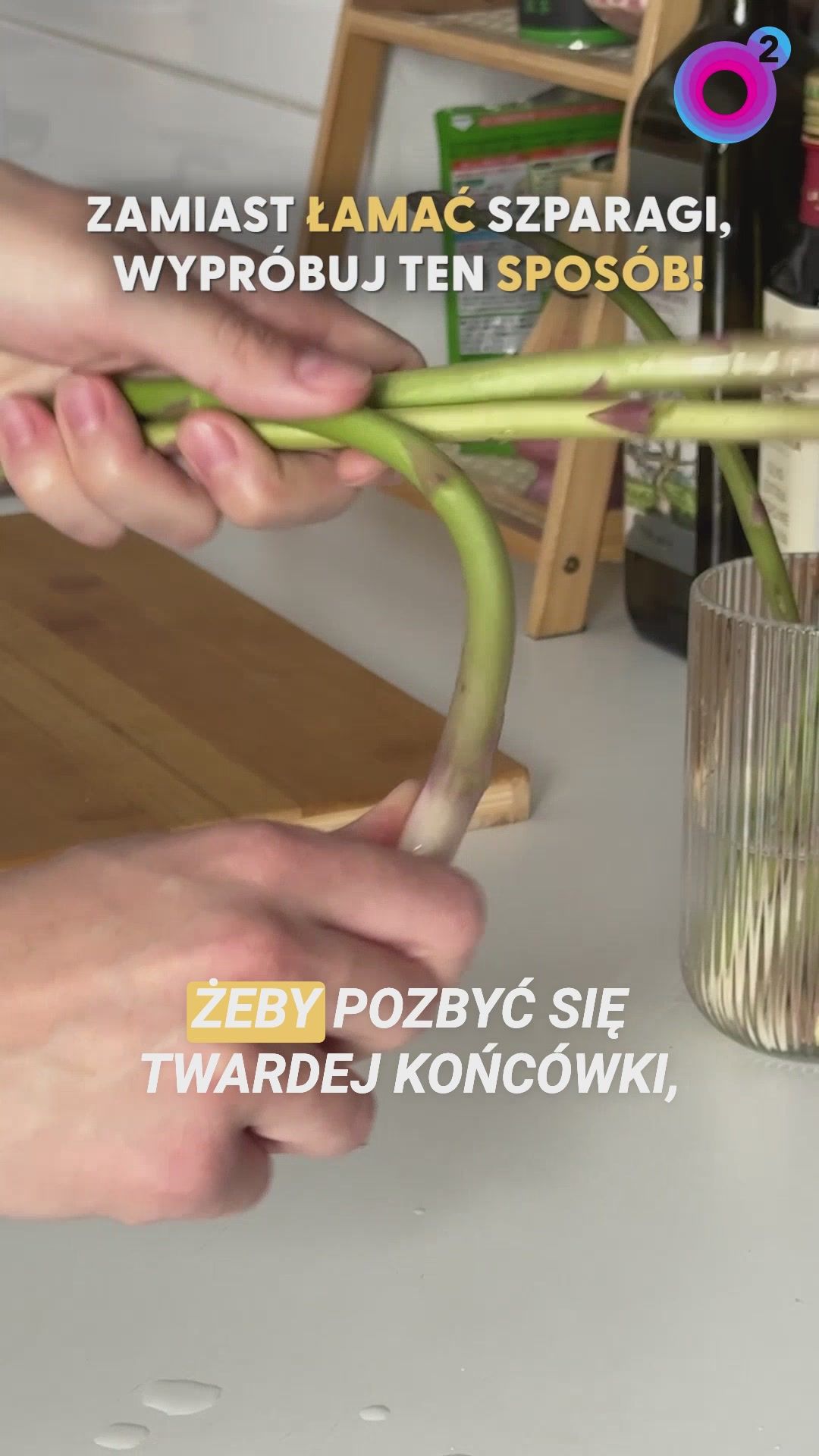 Zrób tak, zanim wrzucisz szparagi do garnka. Wyjdą idealne