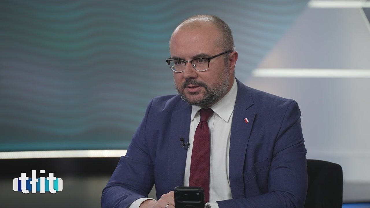 Tłit - Paweł Jabłoński