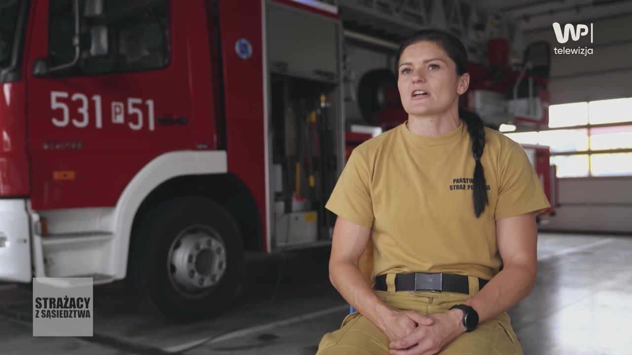 Uczyła w szkole, dziś jest strażaczką. Tak mówią o niej koledzy