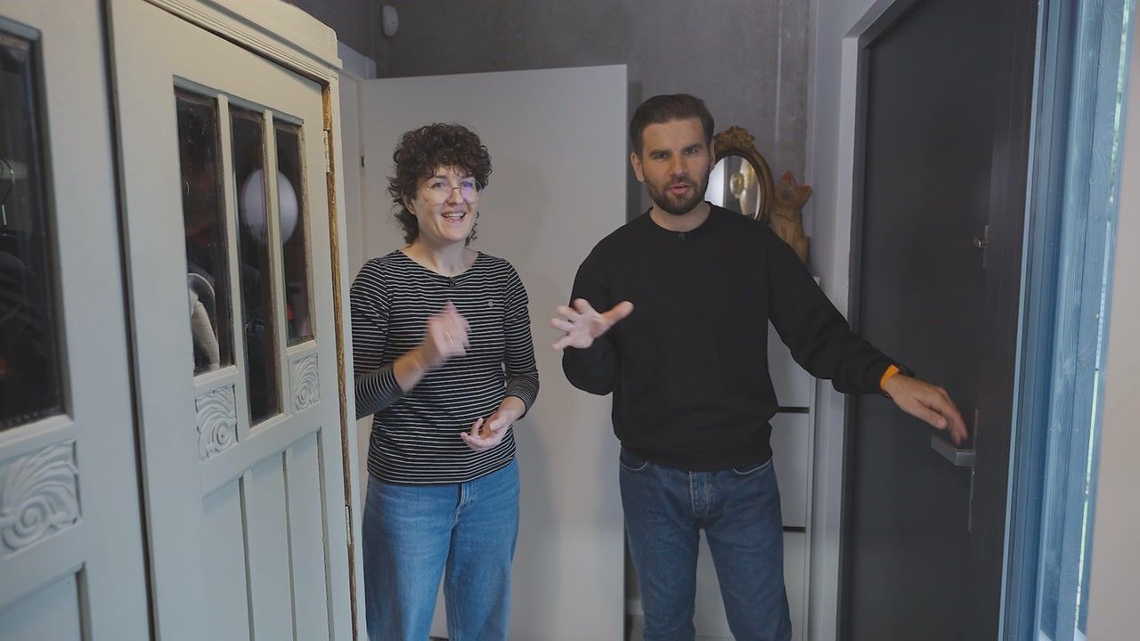 Pokazała 5-pokojowy dom. Mieszka w nim rodzina 2+2