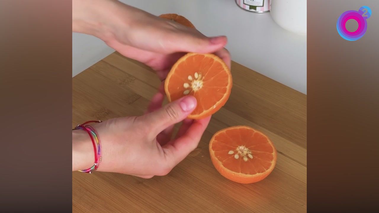 Genialny trik. Już nigdy nie obierzesz inaczej mandarynki