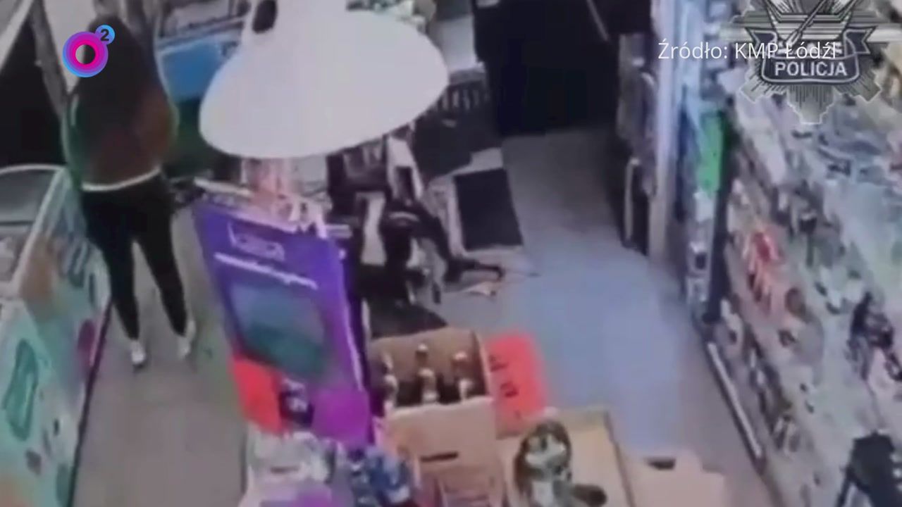 Wstrząsające nagranie. Kobieta była w ciąży. Miał w ręku broń