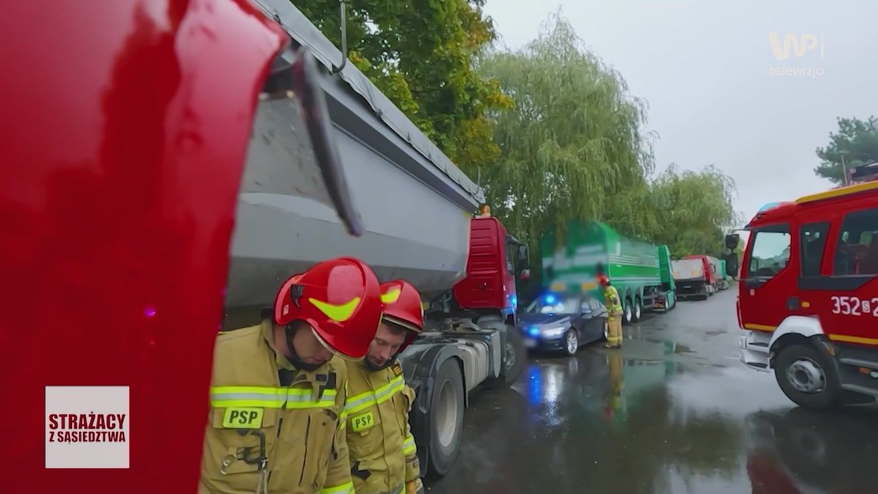 Zderzenie osobówki z ciężarówką na "paskudnym skrzyżowaniu"