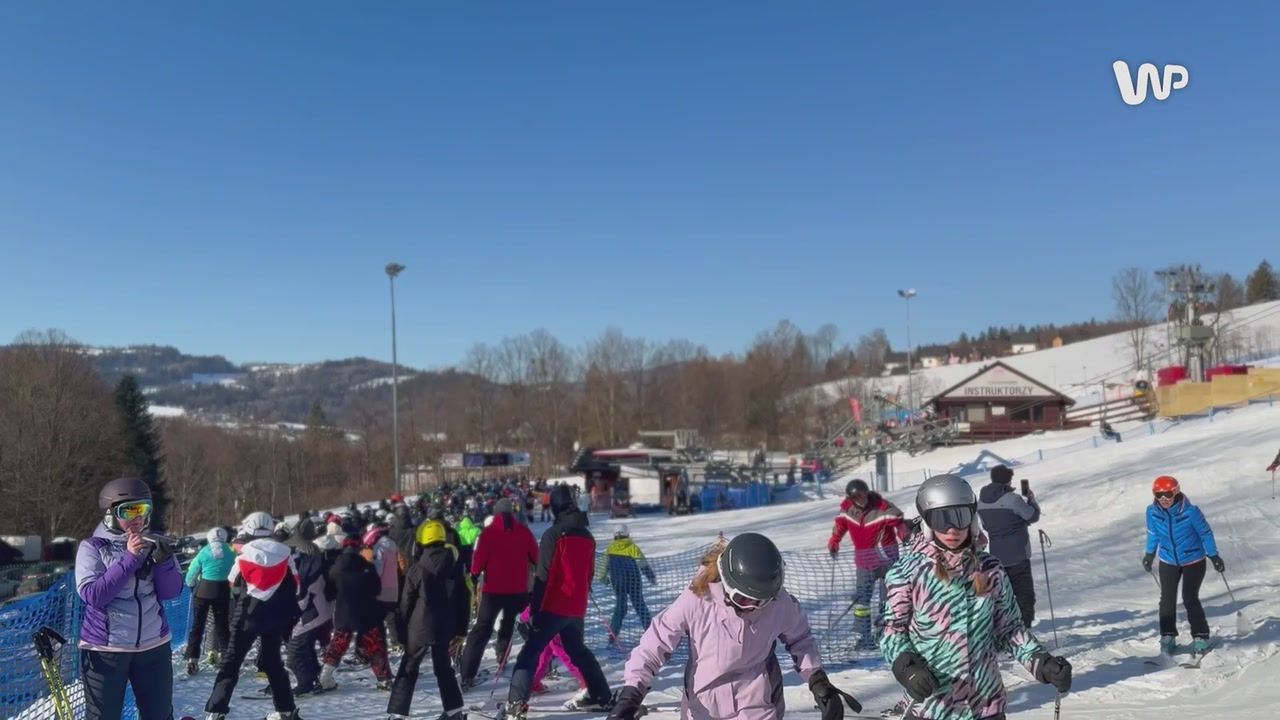 Tłumy w Wiśle. "Jak wszędzie w Polsce, czyli drogo"
