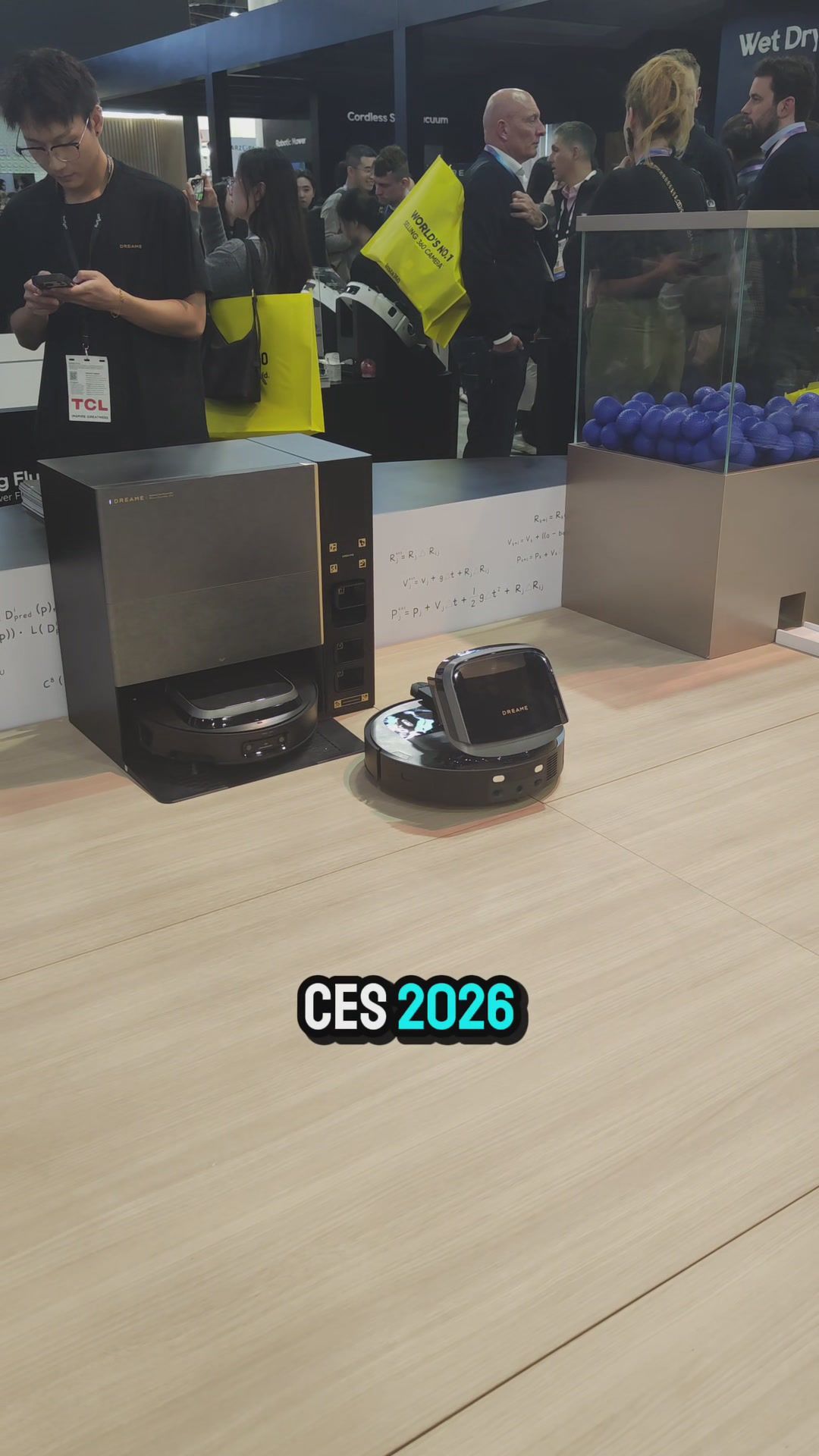 Robot sprzątający z bionicznym ramieniem. Dreame Cyber 10 Ultra