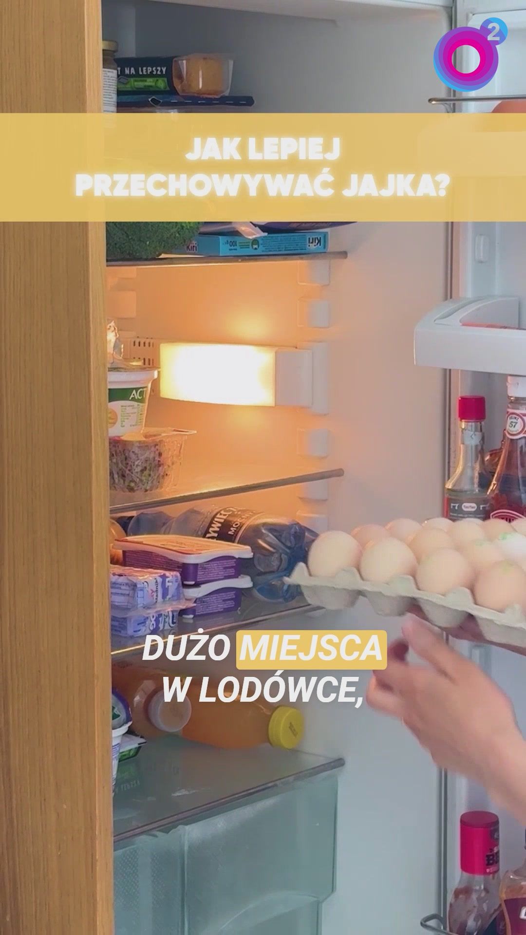 Nie mieści ci się w lodówce? Ten trik z opakowaniem jajek rozwiąże problem