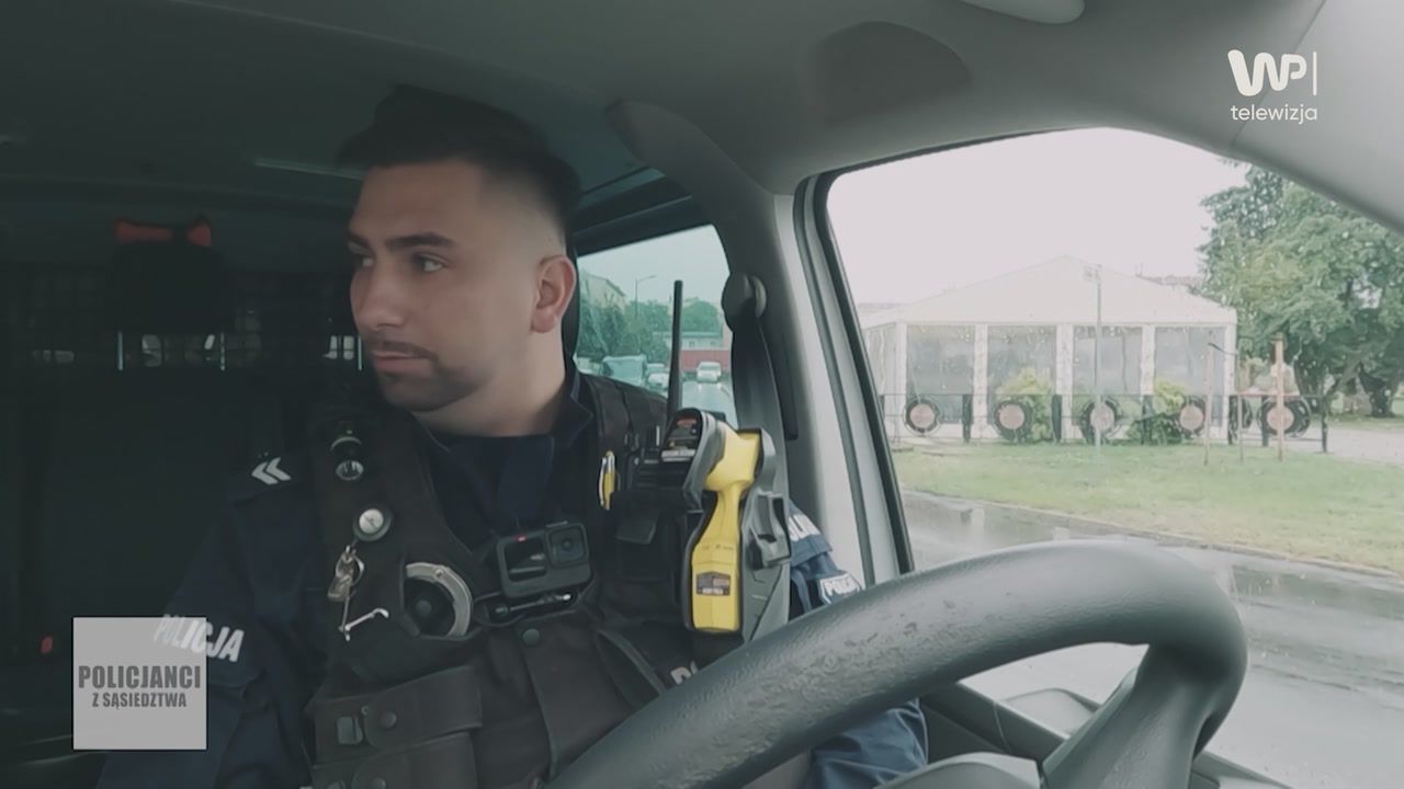 Mężczyzna miał problem z alkoholem. Policjant zrobił coś, czego nikt się nie spodziewał