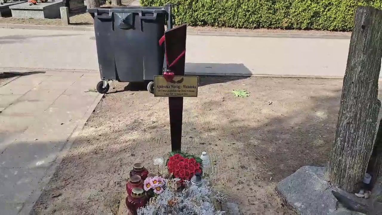 Postawili śmietnik obok grobu Agnieszki Maciąg. Wciąż nie ma pominka
