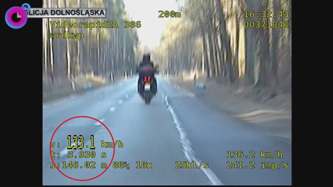 Pędził 130 km/h motocyklem. Policja nie miała wyjścia