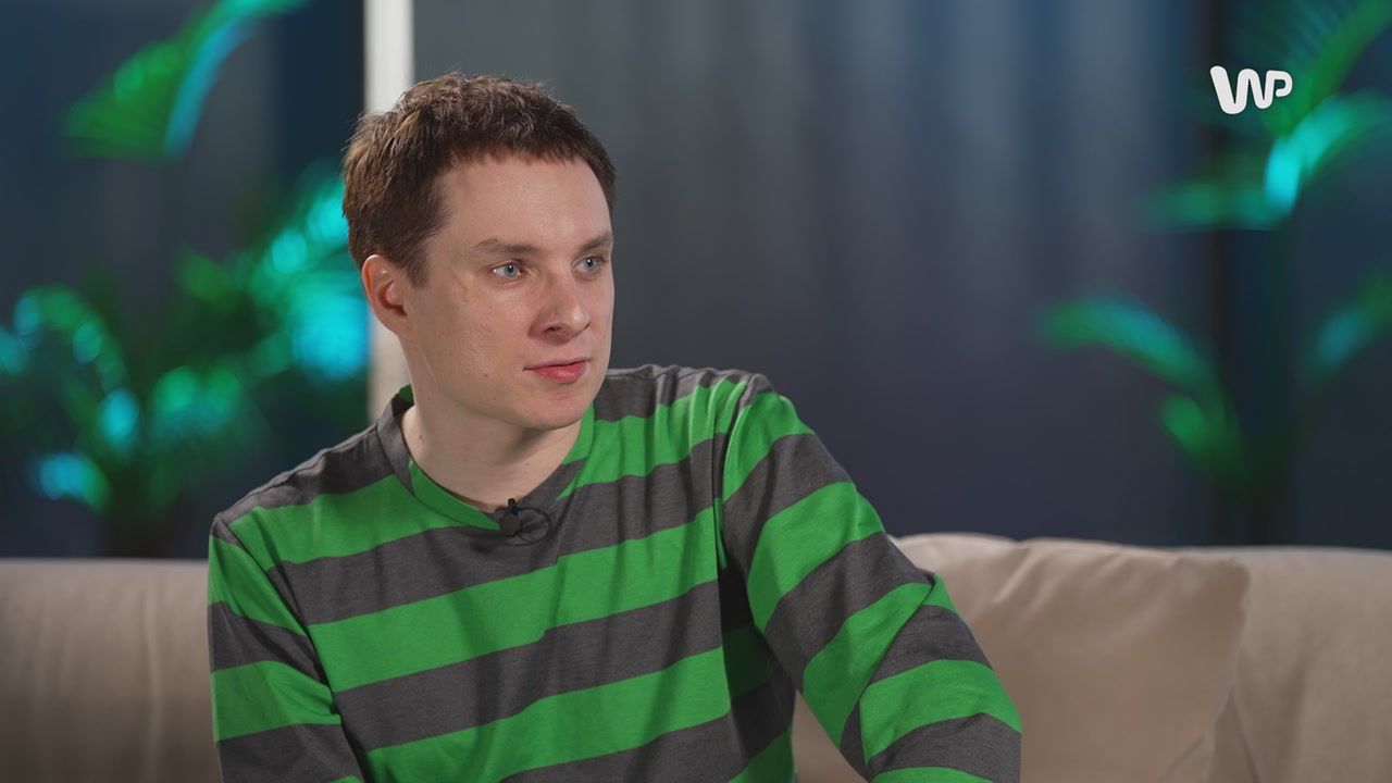 Zalewski pocałował go na scenie. Mówi o kulisach