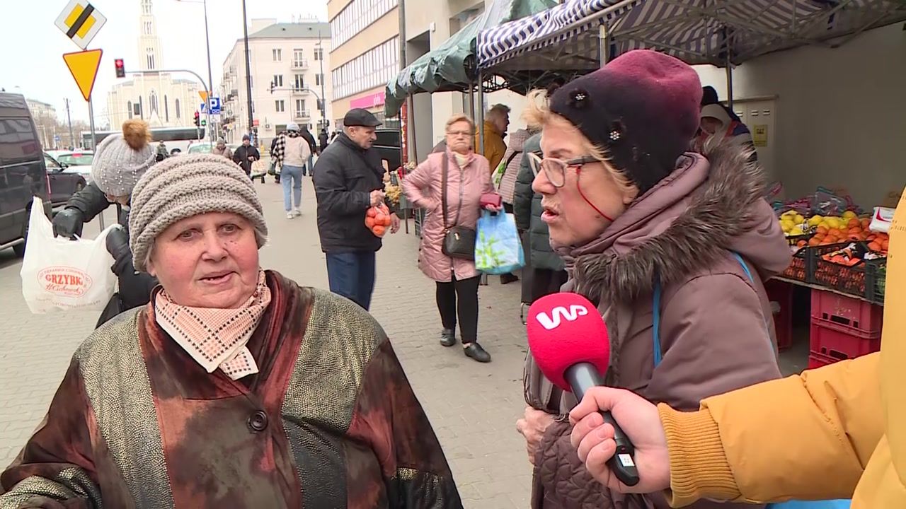 Spór na bazarze tuż przed świętami. Zwolenniczka PiS: "Boże kochany"