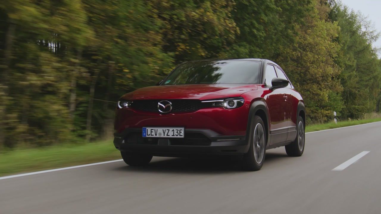 Test wideo: Mazda MX-30 - niemieccy kierowcy mogą protestować