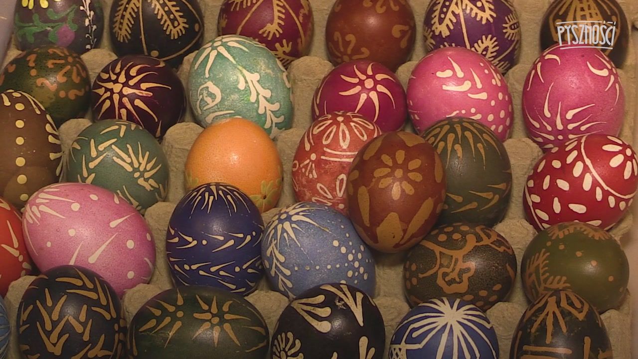 Jajka ozdabiane woskiem czy cebulą? Metody prababek to sama natura