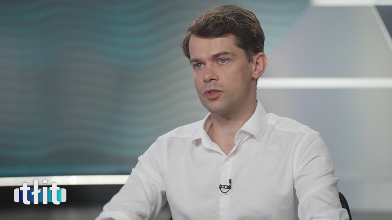 Kołodziejczak zdał licencjat. Teraz zmienia uczelnię