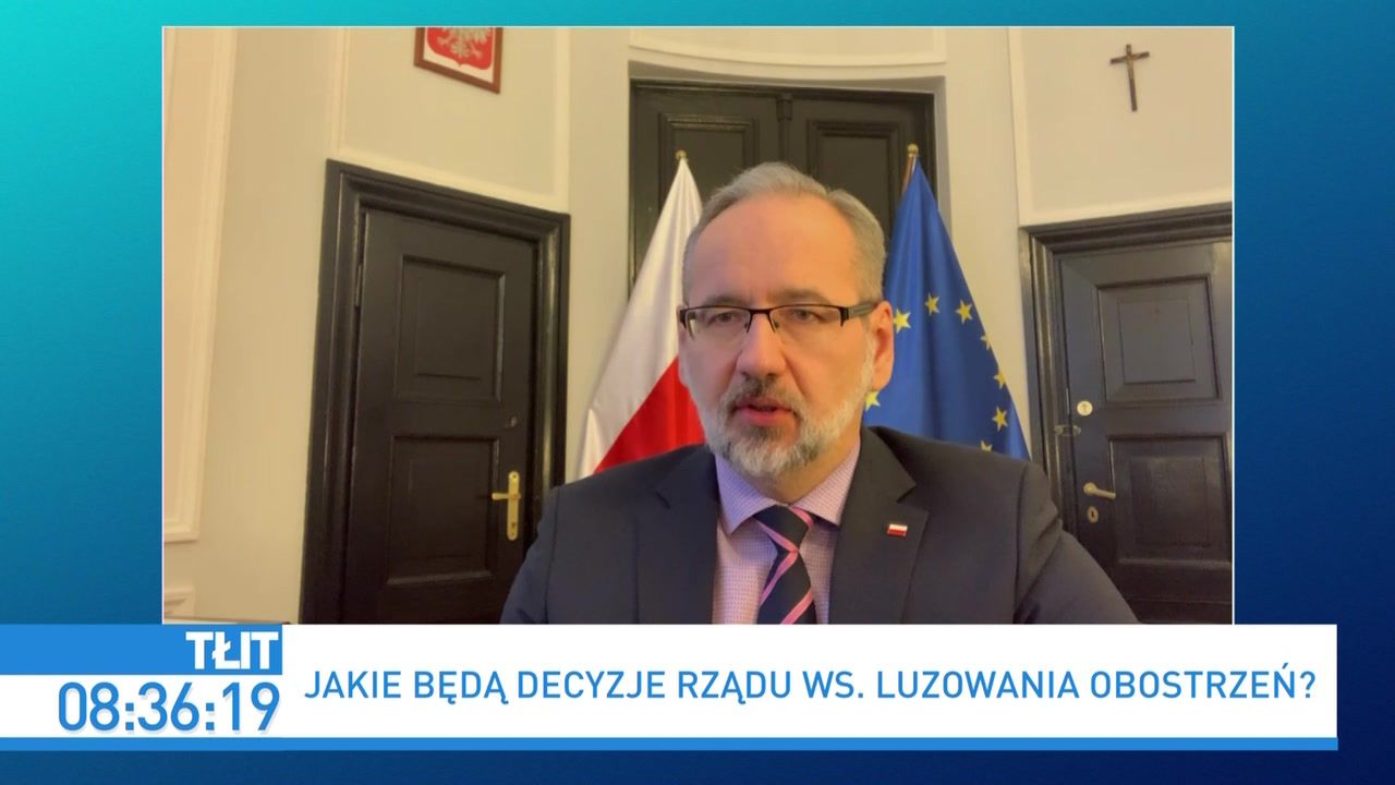 Obostrzenia od lutego. Adam Niedzielski o otwarciu galerii handlowych