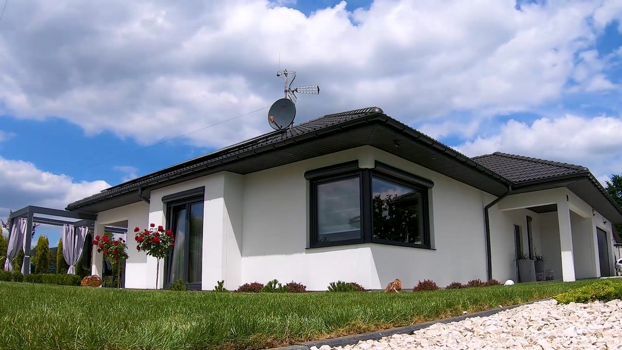 Wielka płyta znowu jest hitem. Teraz budują z niej domy jednorodzinne