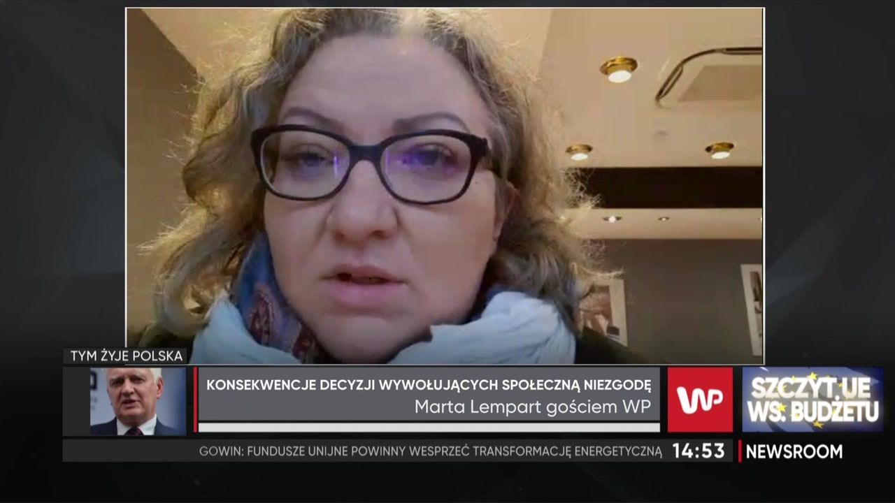 Policjant złamał rękę jednej ze strajkujących. Marta Lempart: To było celowe