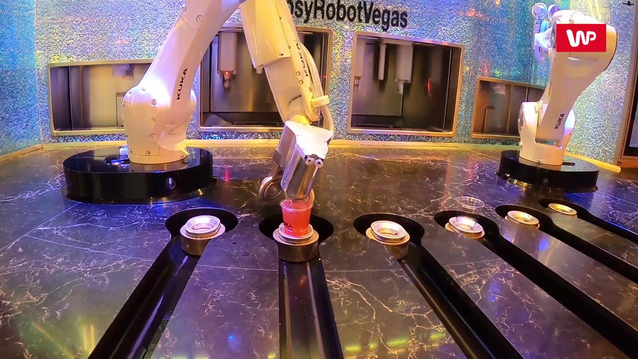 Robot sam przyrządził mi drinka. Tipsy Robot Bar na CES2020