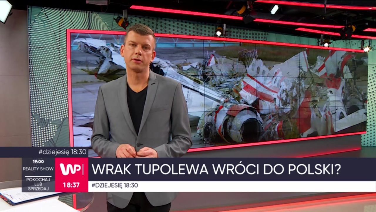 Macierewicz podpisał kontrakt z byłym głównym prokuratorem MTK