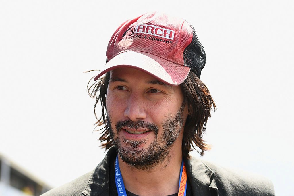 Keanu Reeves to dusza towarzystwa. Przerwany lot nie zepsuł mu humoru