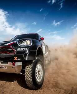 Nowy samochód rajdowy Mini gotowy do startu w Dakarze