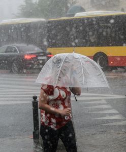 Potężne ulewy, burze i grad. Wydano ostrzeżenia przed załamaniem pogody