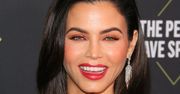 Jenna Dewan na czerwonym dywanie. Suknia podkreśliła ciążowy brzuszek
