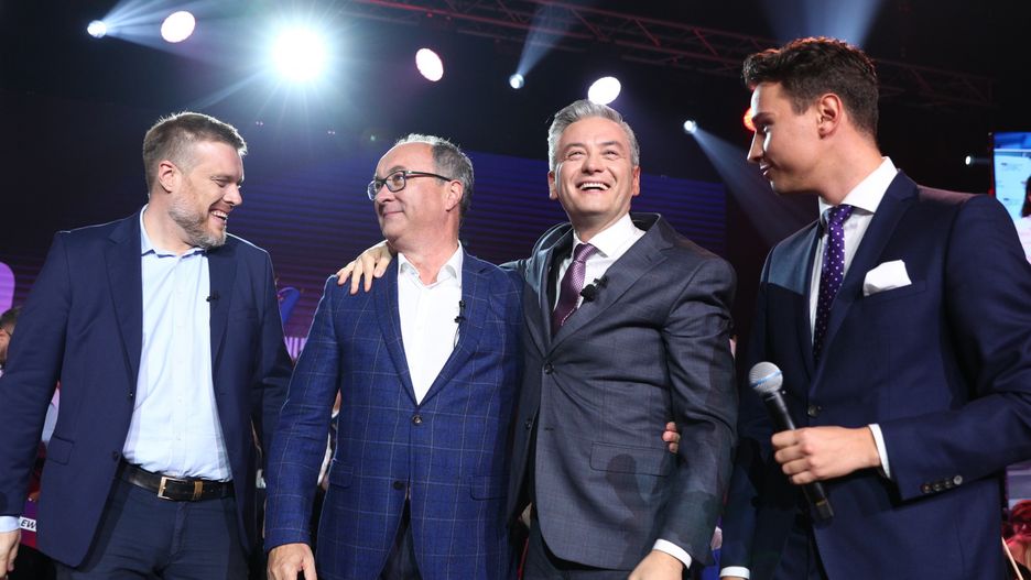 Lewica notuje coraz wyższe poparcie, pod koniec listopada wynosi ono 18 proc.