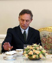 Piesiewicz: Polsce potrzebny jest silny impuls