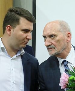 Bartłomiej Misiewicz deklaruje gotowość powrotu do polityki. "Teraz i w każdym momencie"