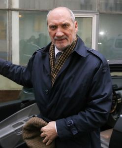 Uczelnia Macierewicza chciała zamówić piwo za 360 tys. złotych. Jest dymisja i anulowanie przetargu