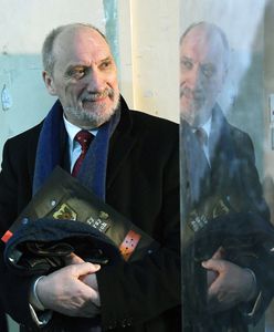 Skripal otruty, a Macierewicz pyta o wrak. Czy kiedyś przestanie?