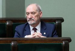 Antoni Macierewicz chciał zdyskredytować komisję Jerzego Millera. Próbował zwerbować jej ekspertów